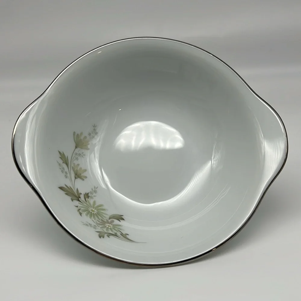 Noritake Soroya 6853 6” Cereal Bowl Light Green Daisy Platinum‎ Banded